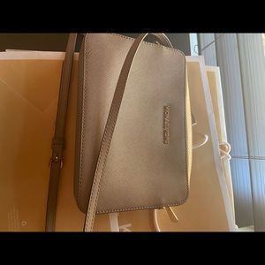Michael Kors Crossbody Purse